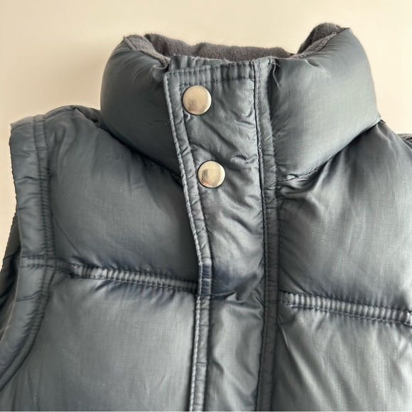 GAP Boys Navy Blue Down Vest - Picture 3 of 10